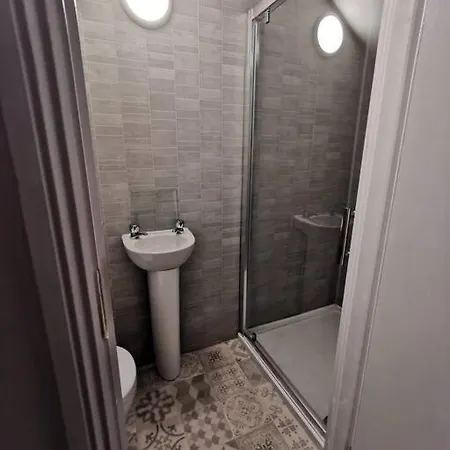 Town Centre Three Bedroom *