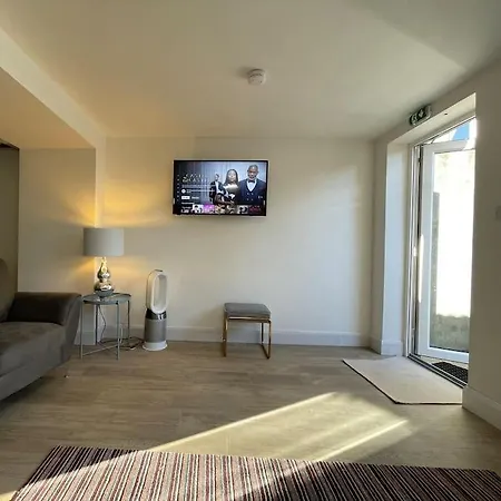 Apartament Town Centre Three Bedroom *