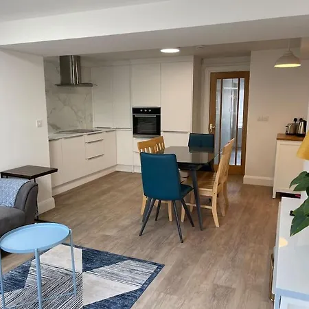Town Centre Three Bedroom Apartment Westport