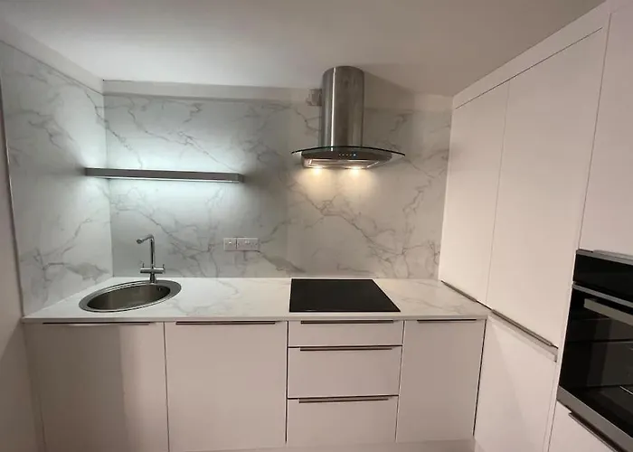شقة Town Centre Three Bedroom