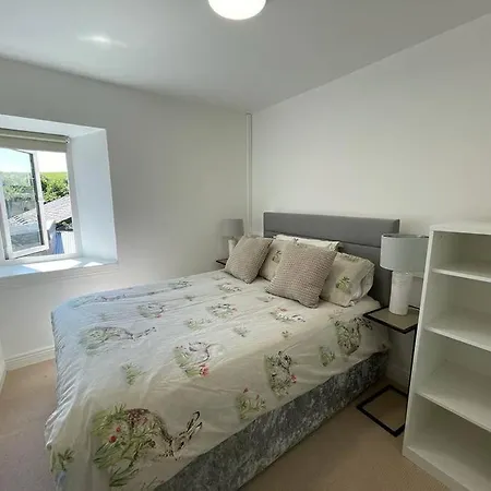 شقة Town Centre Three Bedroom