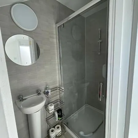 شقة Town Centre Three Bedroom